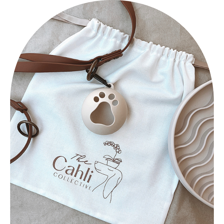 ❂ Silicone Ball Holder in Oatmeal ❂